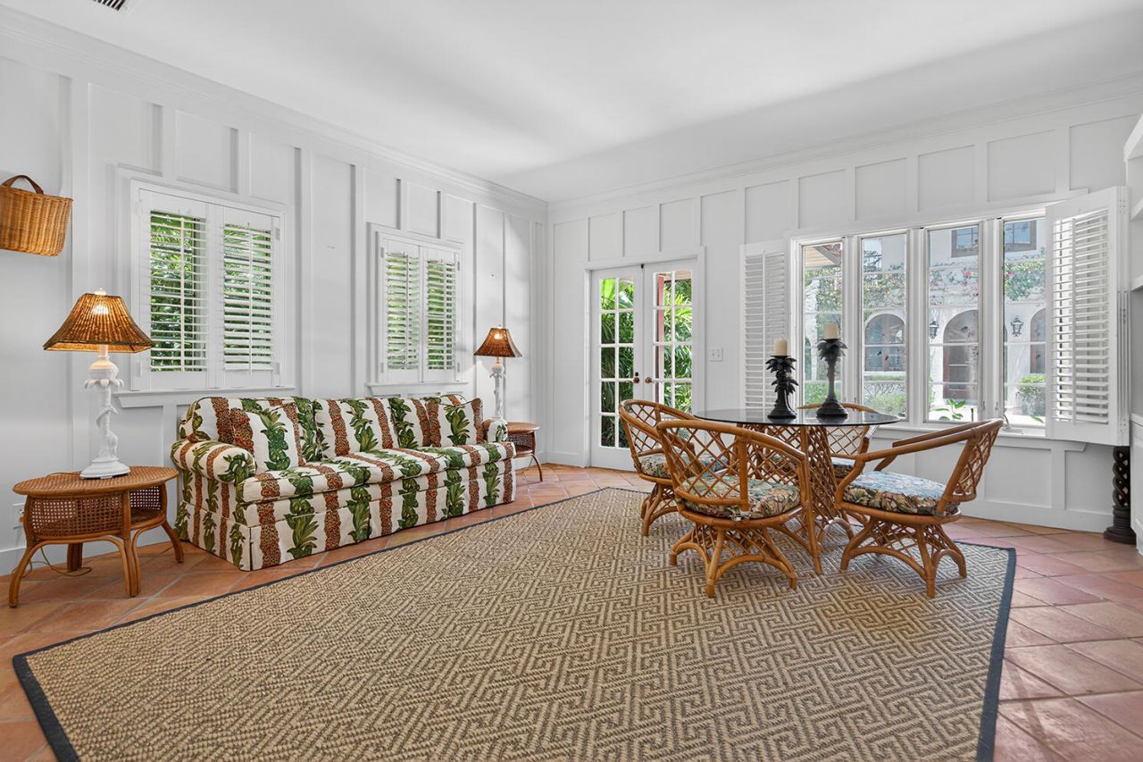 424 Brazilian Avenue, Palm Beach, FL 33480 Photo