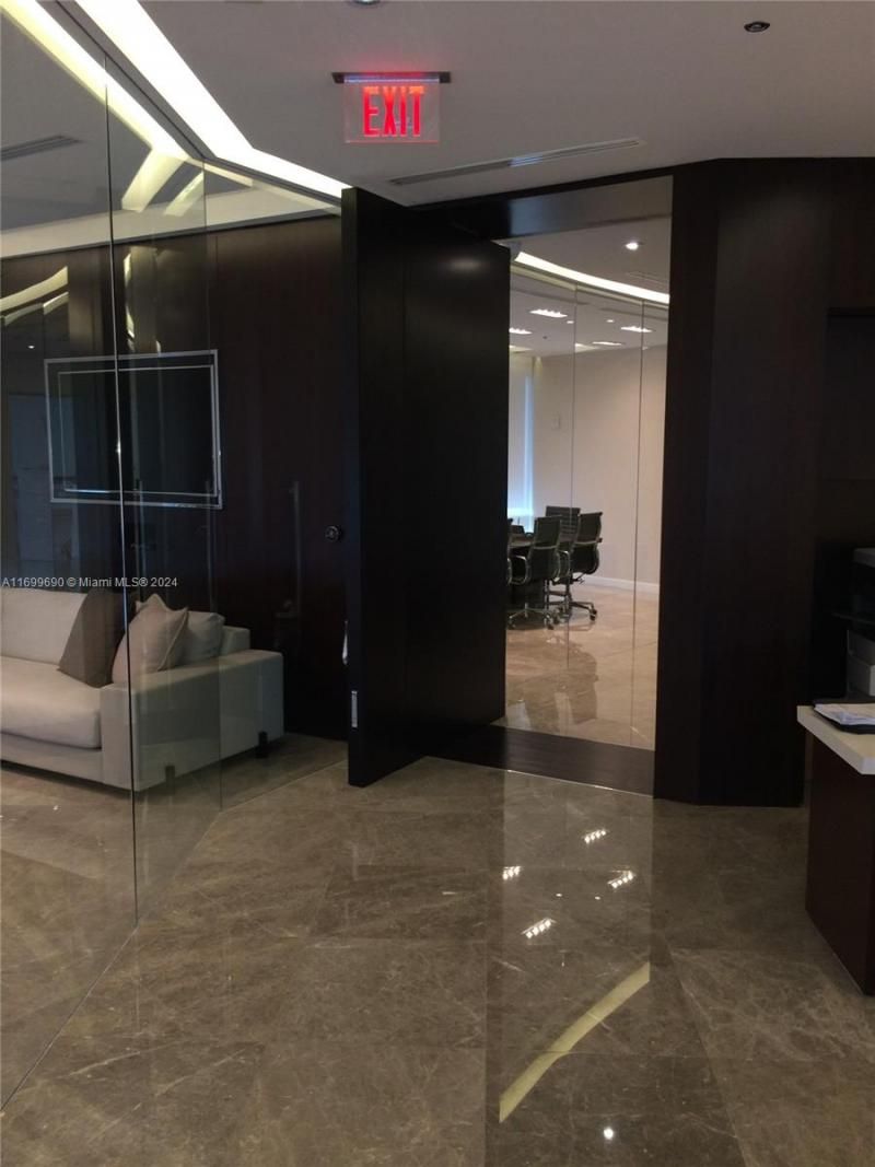 20900 NE 30th Ave, Unit 406-415, Aventura, FL 33180 Photo