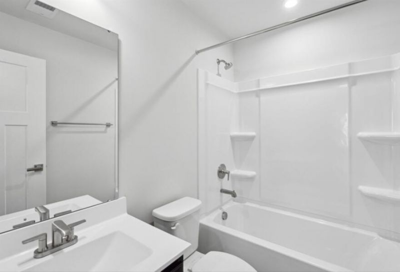 1062 Crescent Cove Lane Photo 19