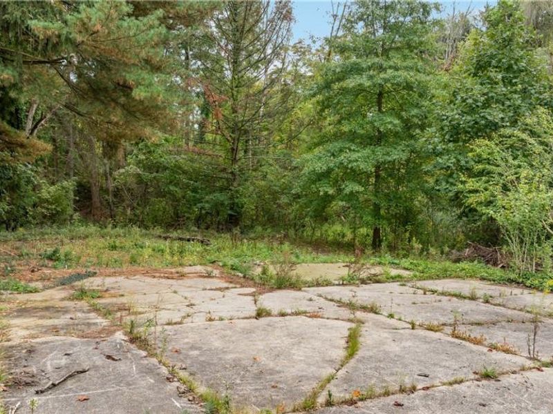 1356 E Turkeyfoot Lake Road, Akron, OH 44312 Photo 11