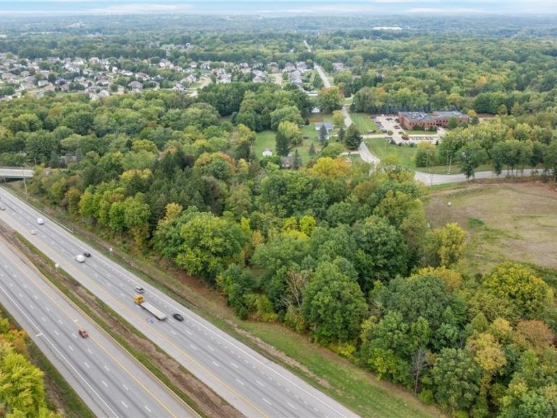 1356 E Turkeyfoot Lake Road, Akron, OH 44312 Photo 6