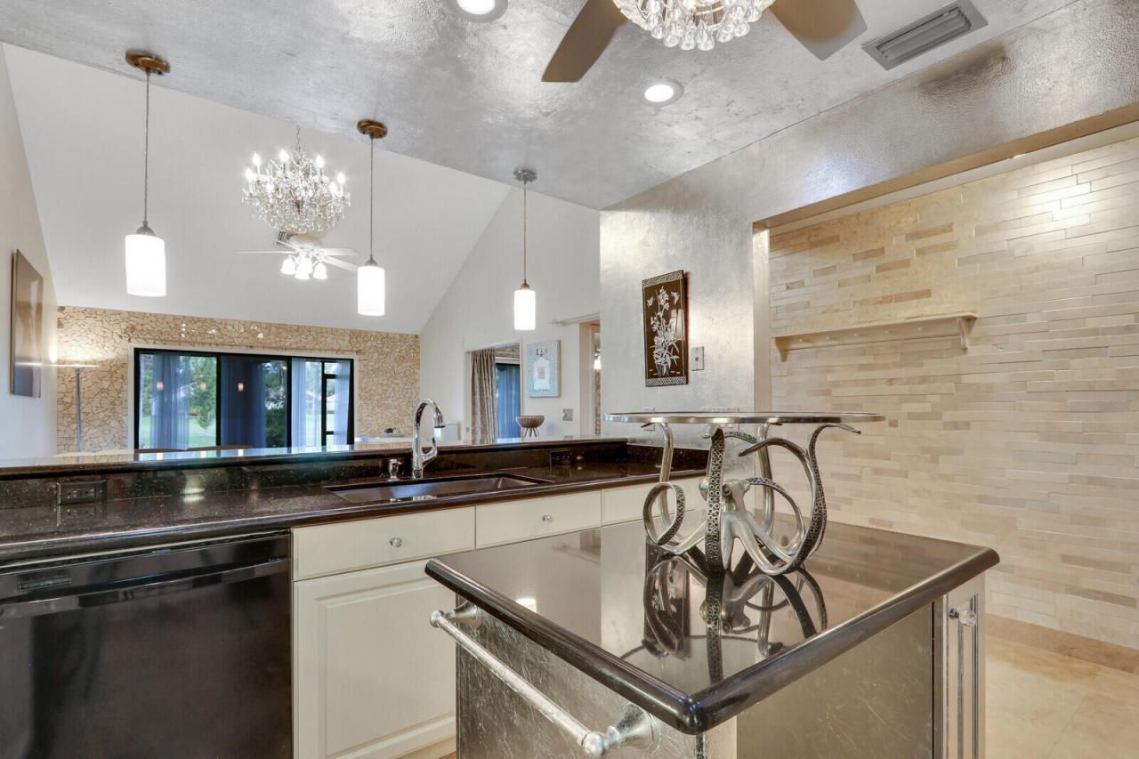 6136 SE Georgetown Place, Hobe Sound, FL 33455 Photo