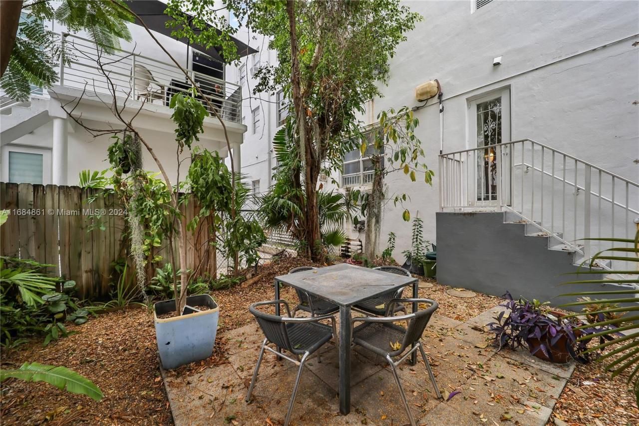 420 15th St, Unit 105, Miami Beach, FL 33139 Photo