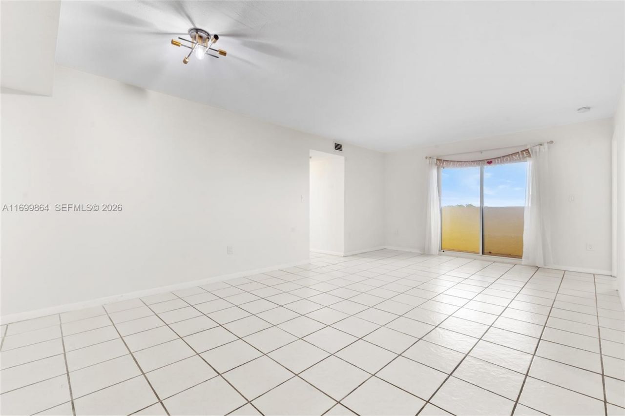 14971 SW 82nd Ln, Unit 20-508, Miami, FL 33193 Photo