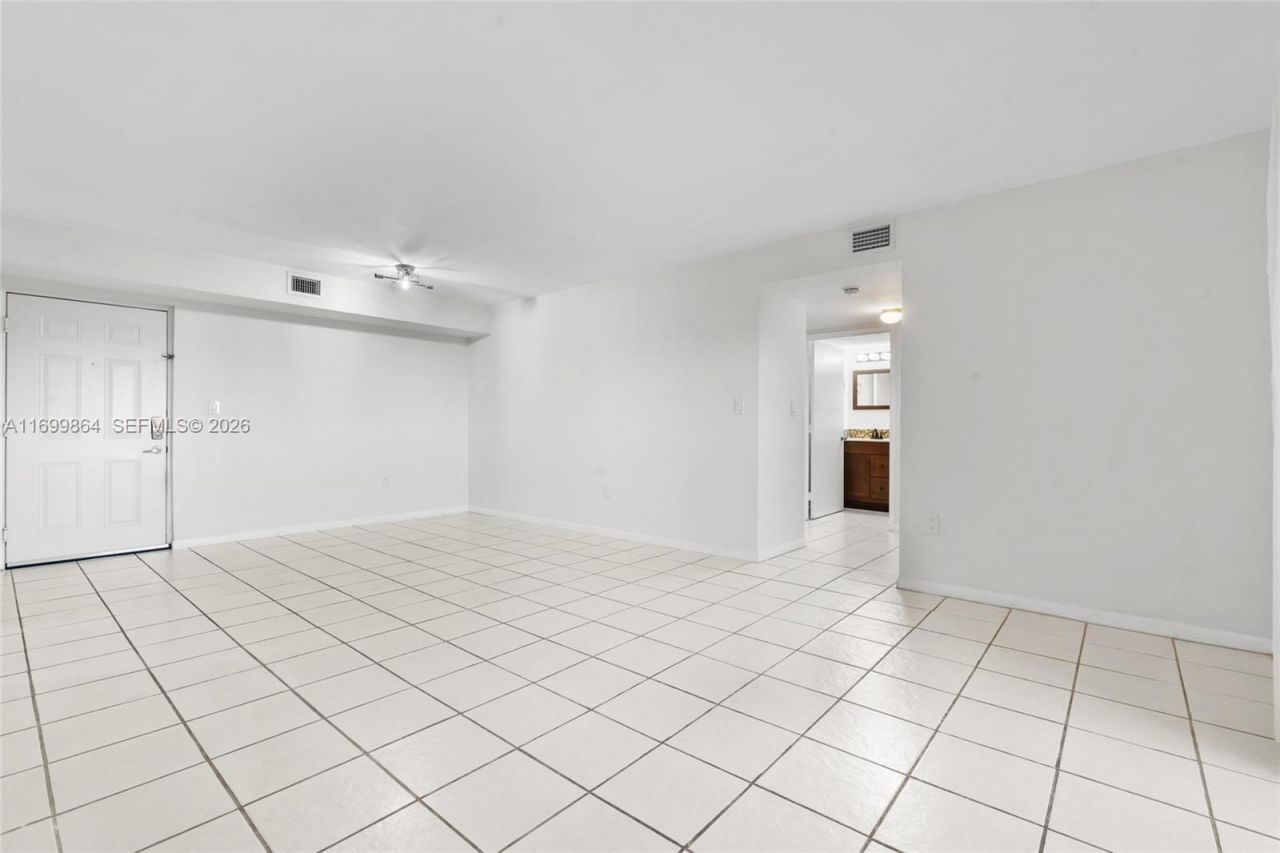 14971 SW 82nd Ln, Unit 20-508, Miami, FL 33193 Photo