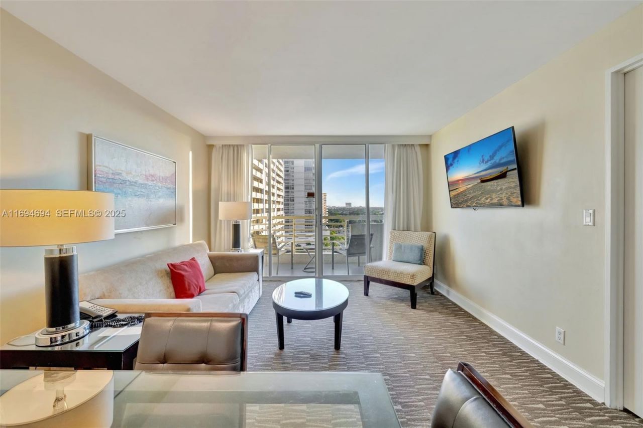 2670 E Sunrise Blvd, Unit 905, Fort Lauderdale, FL 33304 Photo