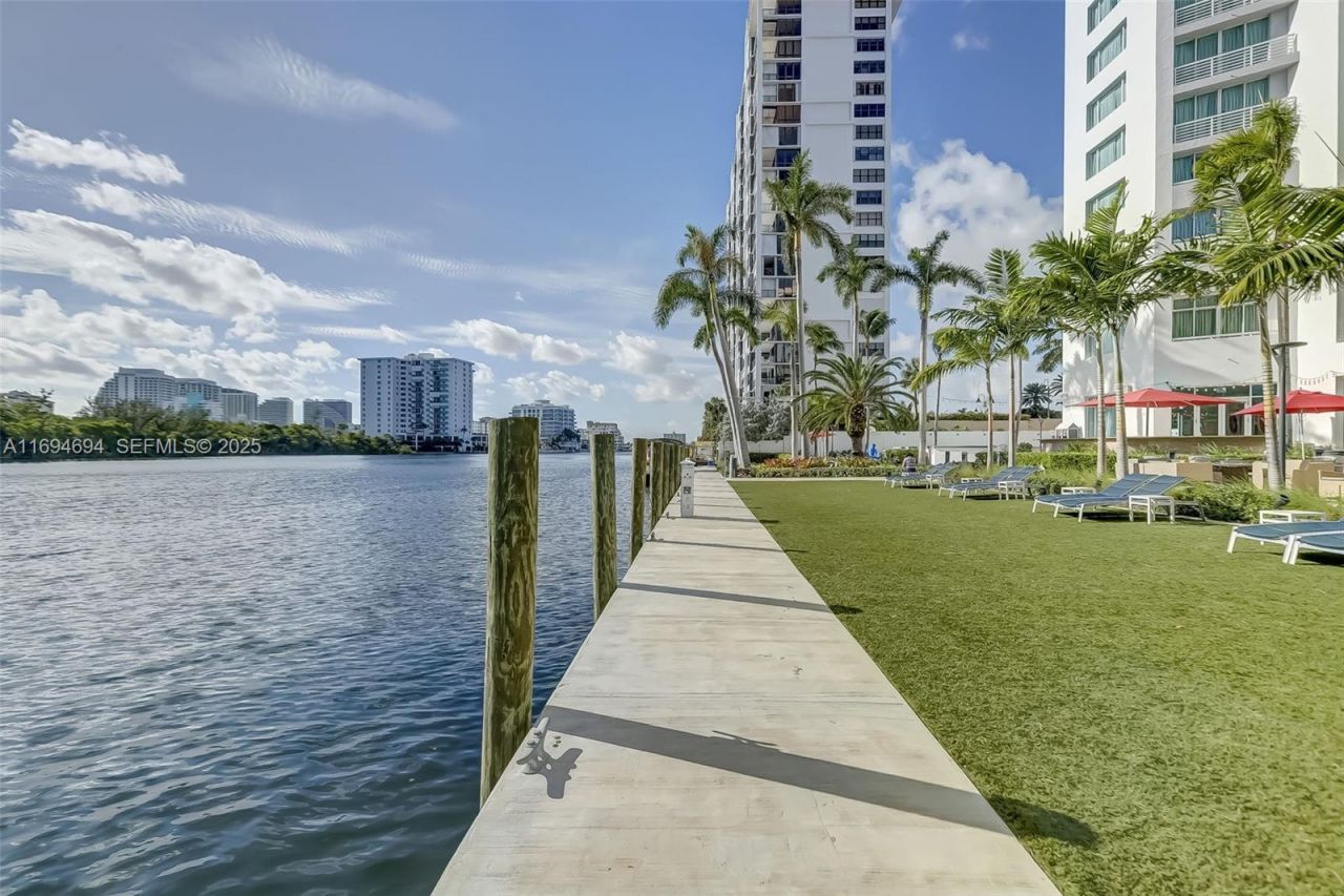 2670 E Sunrise Blvd, Unit 905, Fort Lauderdale, FL 33304 Photo