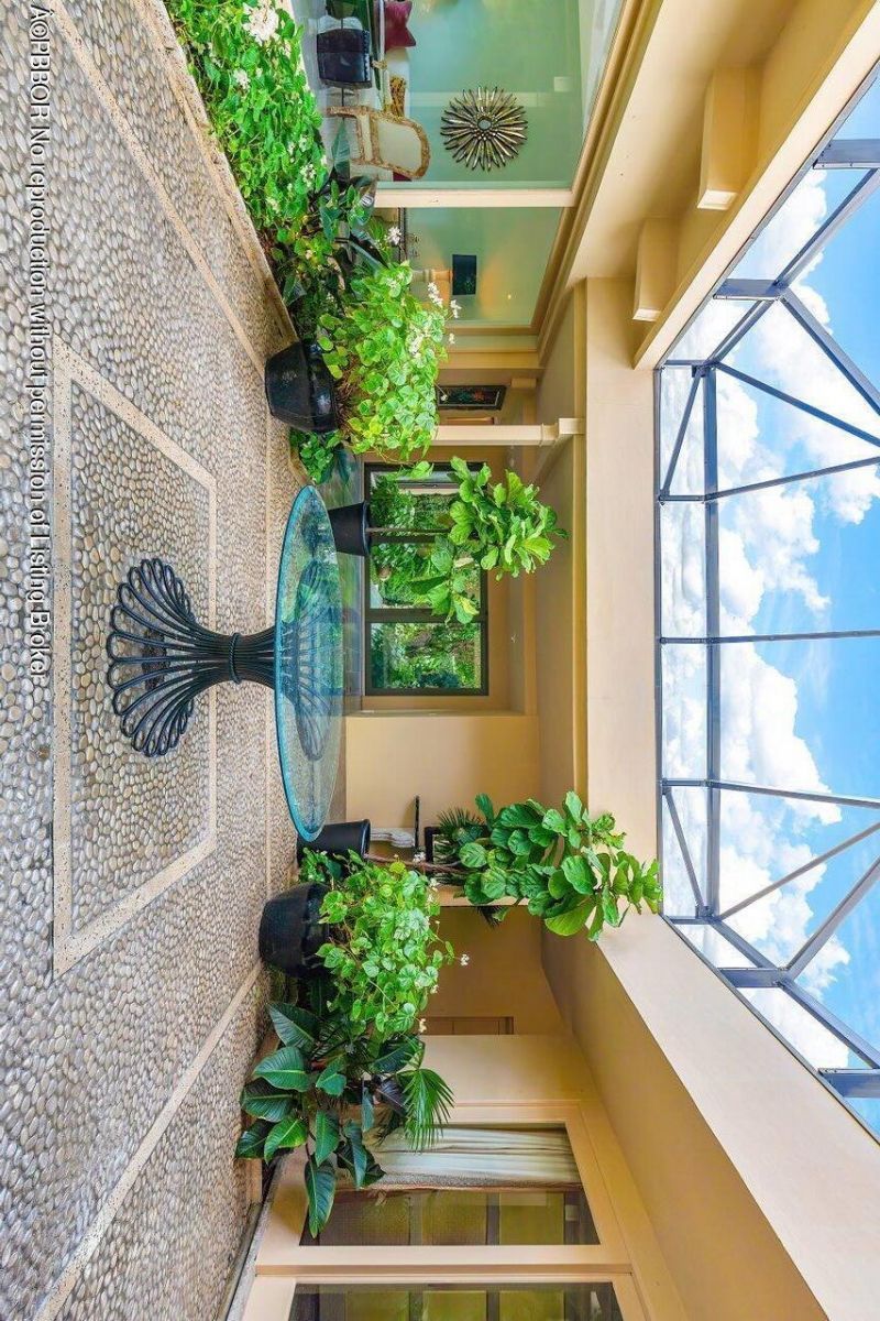 748 Island Drive, Palm Beach, FL 33480 Photo