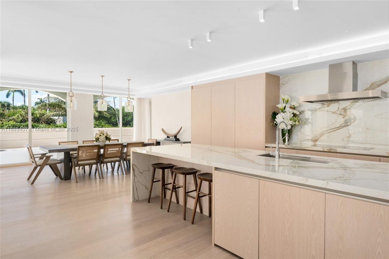 7917 Fisher Island Dr, Unit 7917, Miami Beach, FL 33109 Photo