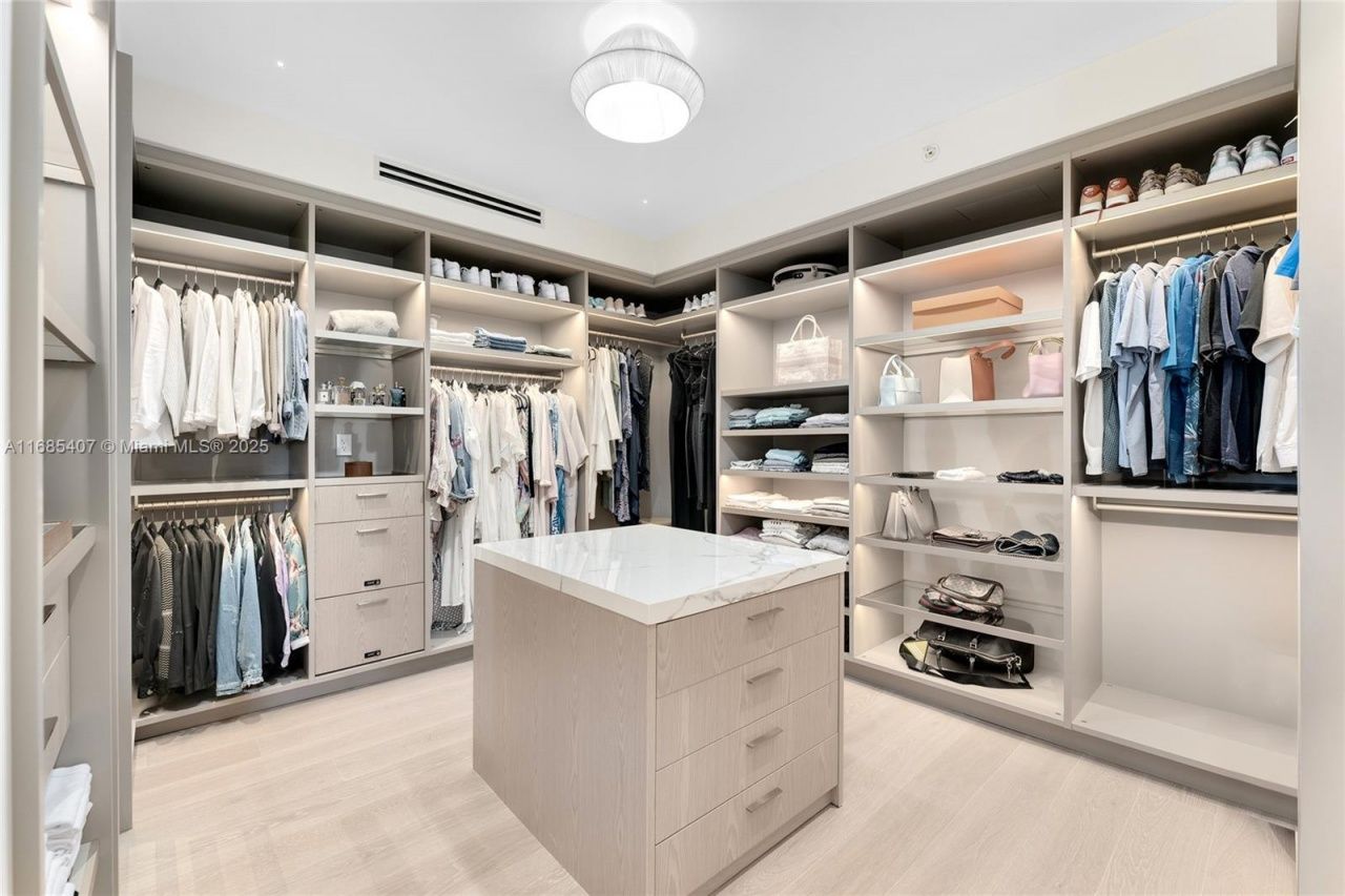 7917 Fisher Island Dr, Unit 7917, Miami Beach, FL 33109 Photo