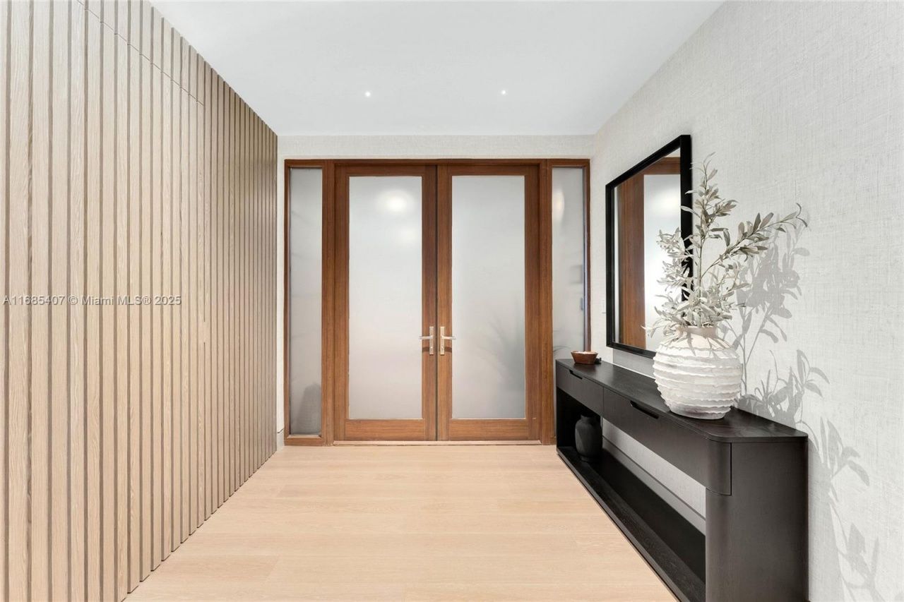 7917 Fisher Island Dr, Unit 7917, Miami Beach, FL 33109 Photo