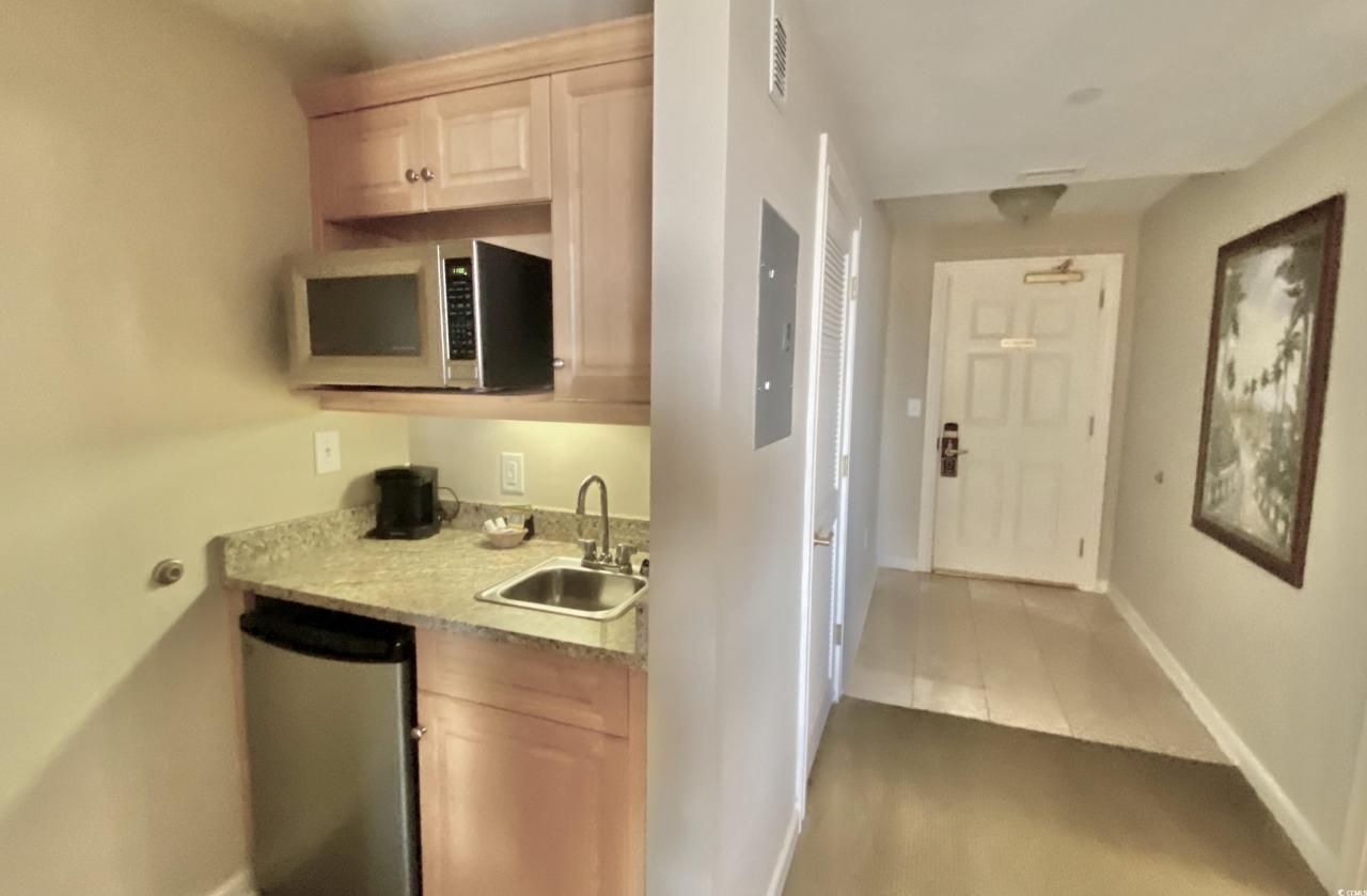 9994 Beach Club Dr. Photo 18