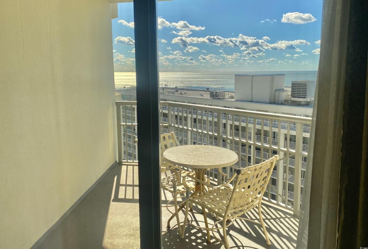 9994 Beach Club Dr. Photo 19