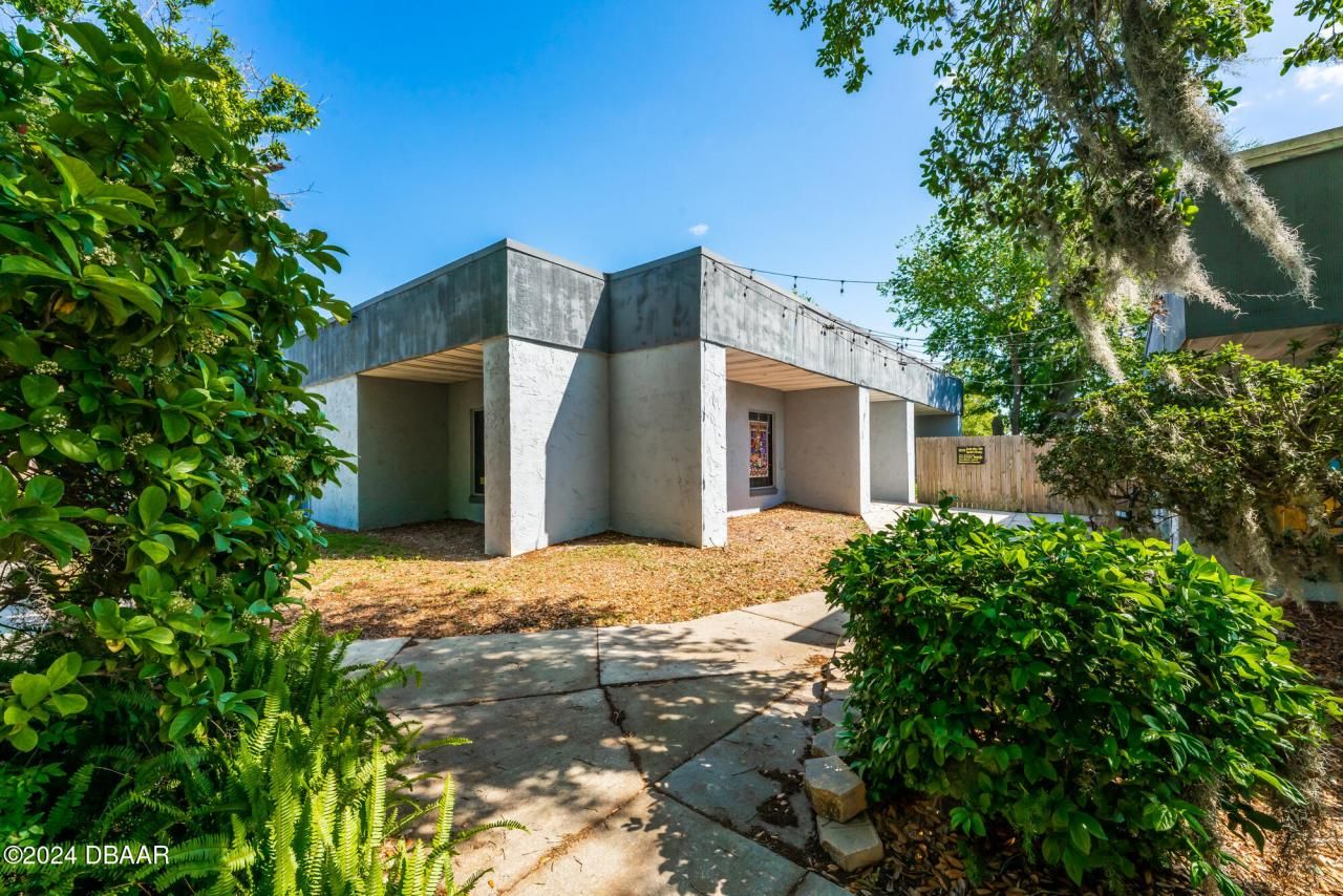 669-681 Beville Road, South Daytona, FL 32119 Photo