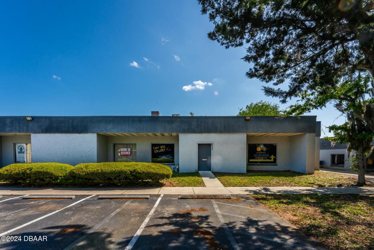 669-681 Beville Road, South Daytona, FL 32119 Photo