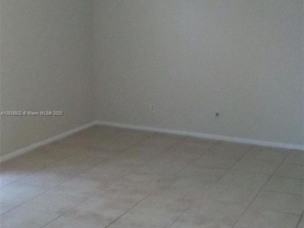 8411 Lagos De Campo Blvd, Unit 303U, Tamarac, FL 33321