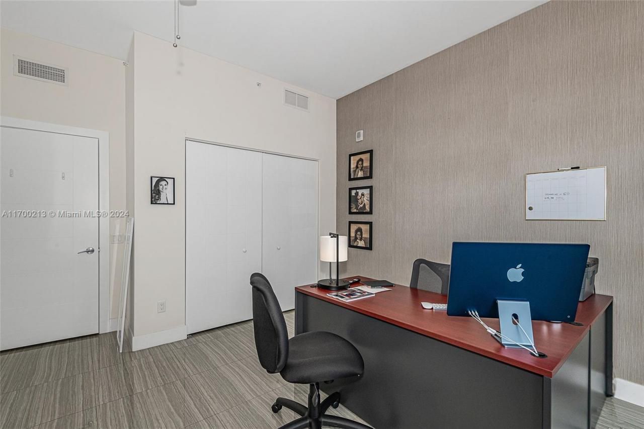 2960 NE 207th St, Unit 505, Aventura, FL 33180 Photo