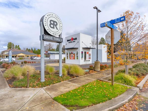 4560 River Road N, Keizer, OR 97303