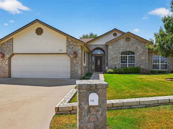 114 Friends Wood Ave, Kingsland, TX 78639