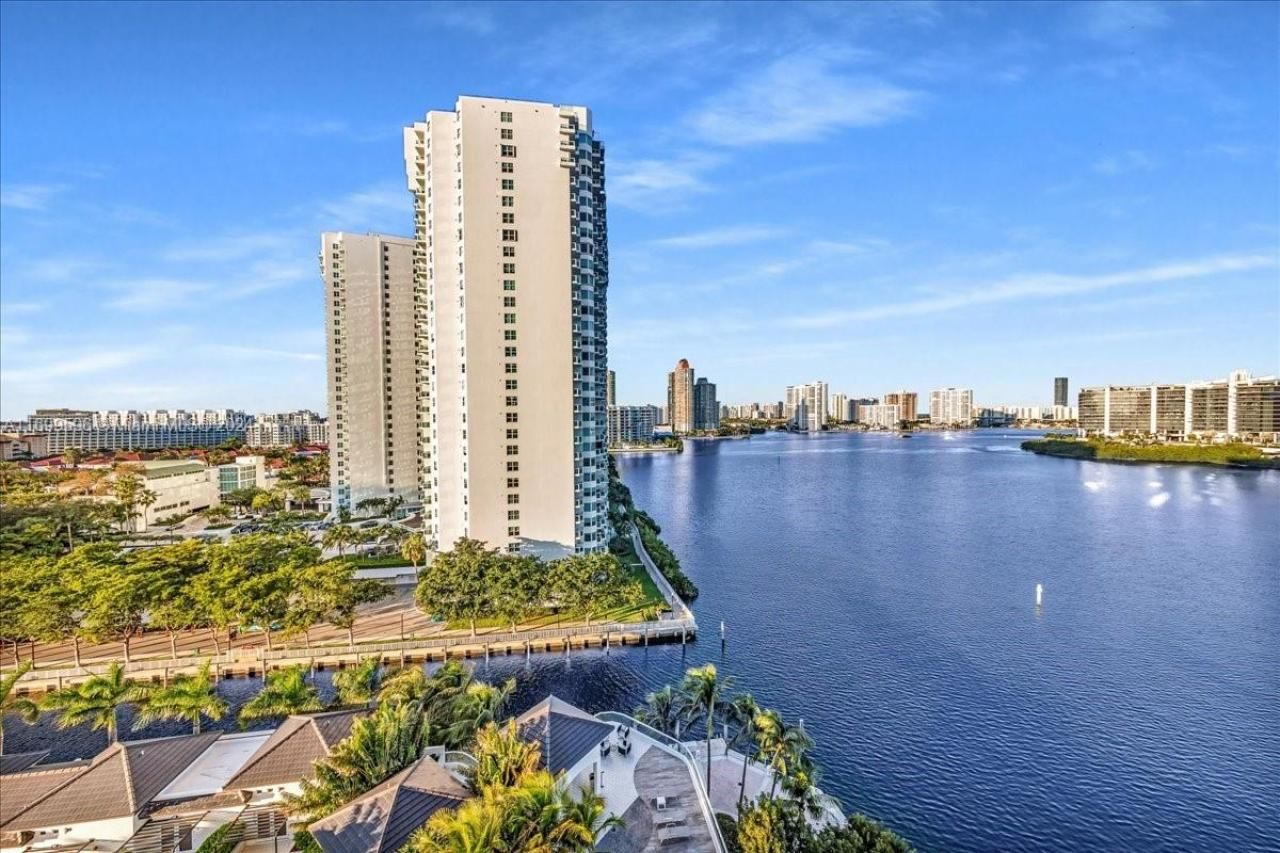 7000 Island Blvd, Unit 1207, Aventura, FL 33160 Photo
