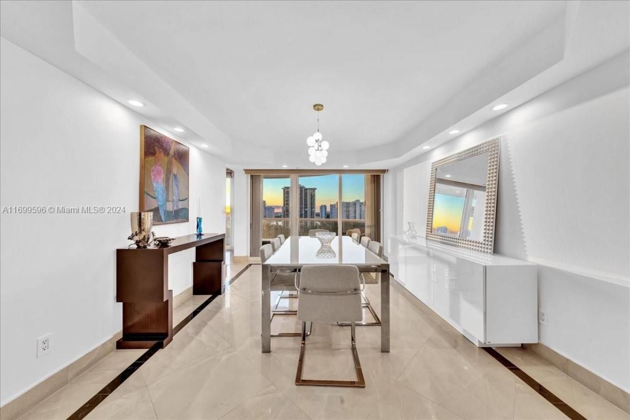 7000 Island Blvd, Unit 1207, Aventura, FL 33160 Photo