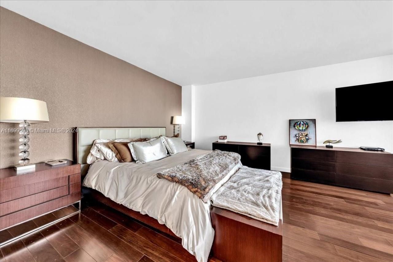 7000 Island Blvd, Unit 1207, Aventura, FL 33160 Photo