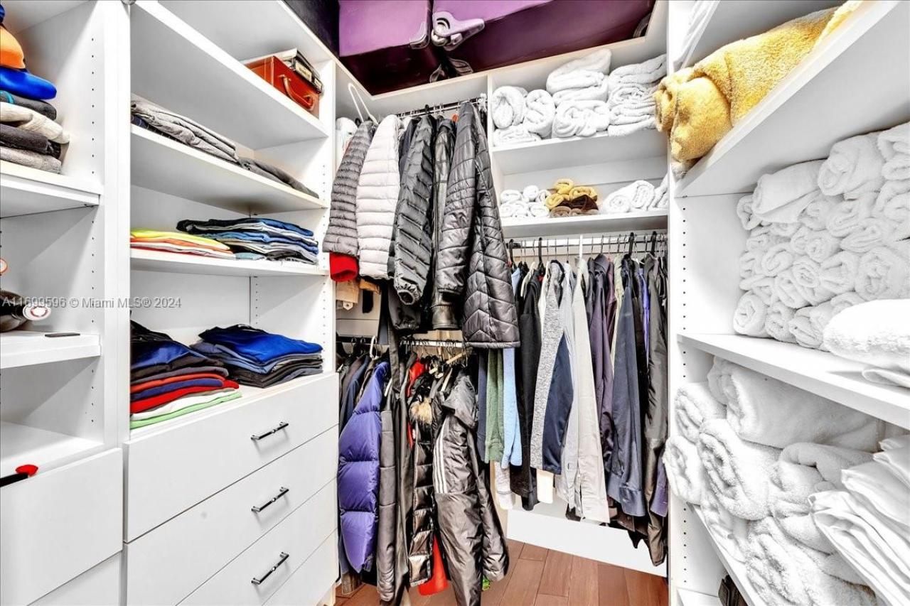 7000 Island Blvd, Unit 1207, Aventura, FL 33160 Photo