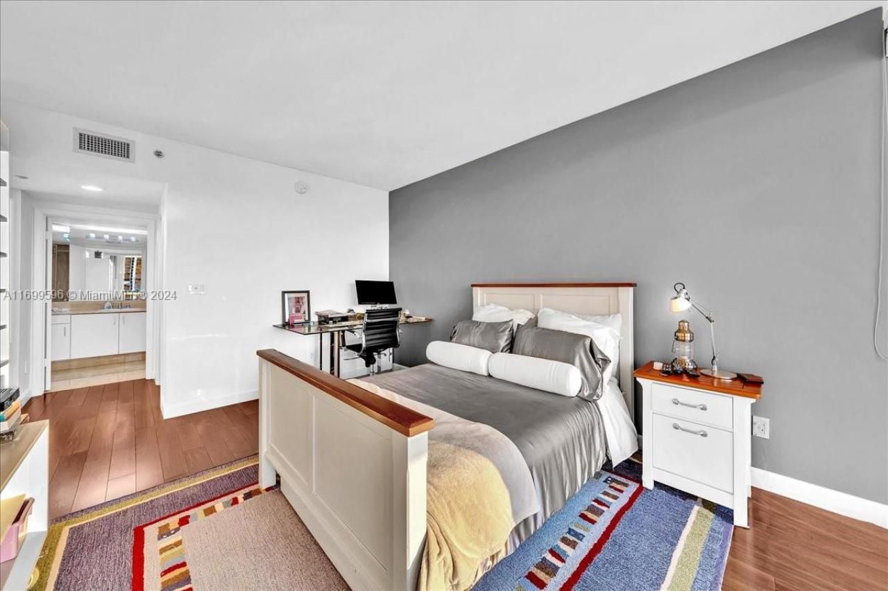 7000 Island Blvd, Unit 1207, Aventura, FL 33160 Photo