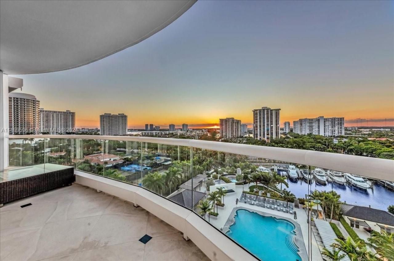 7000 Island Blvd, Unit 1207, Aventura, FL 33160 Photo