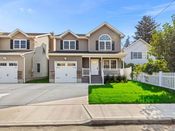 85 Beechwood Avenue, Roosevelt, NY 11575