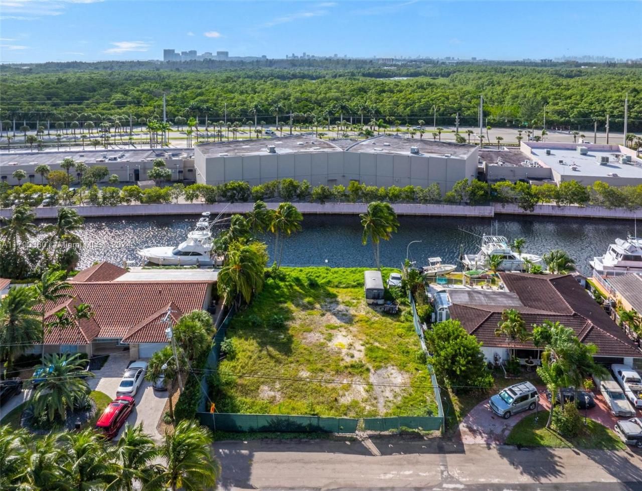 3030 NE 164th St, North Miami Beach, FL 33160 Photo