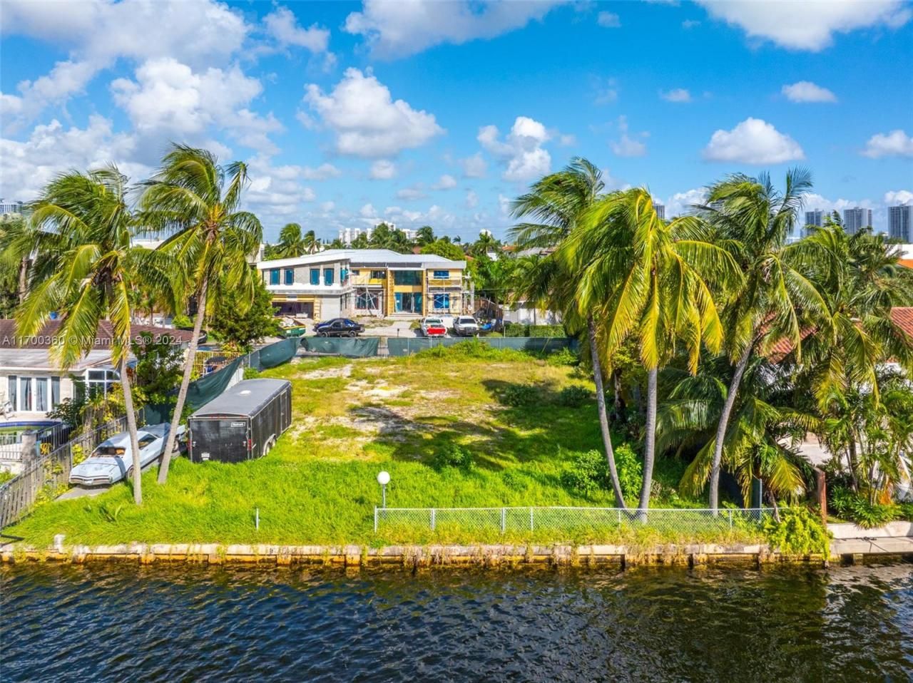 3030 NE 164th St, North Miami Beach, FL 33160 Photo