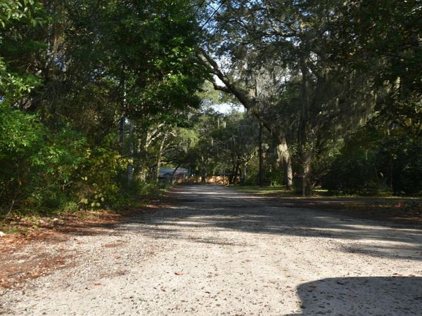 150 Grandview Avenue, Valparaiso, FL 32580