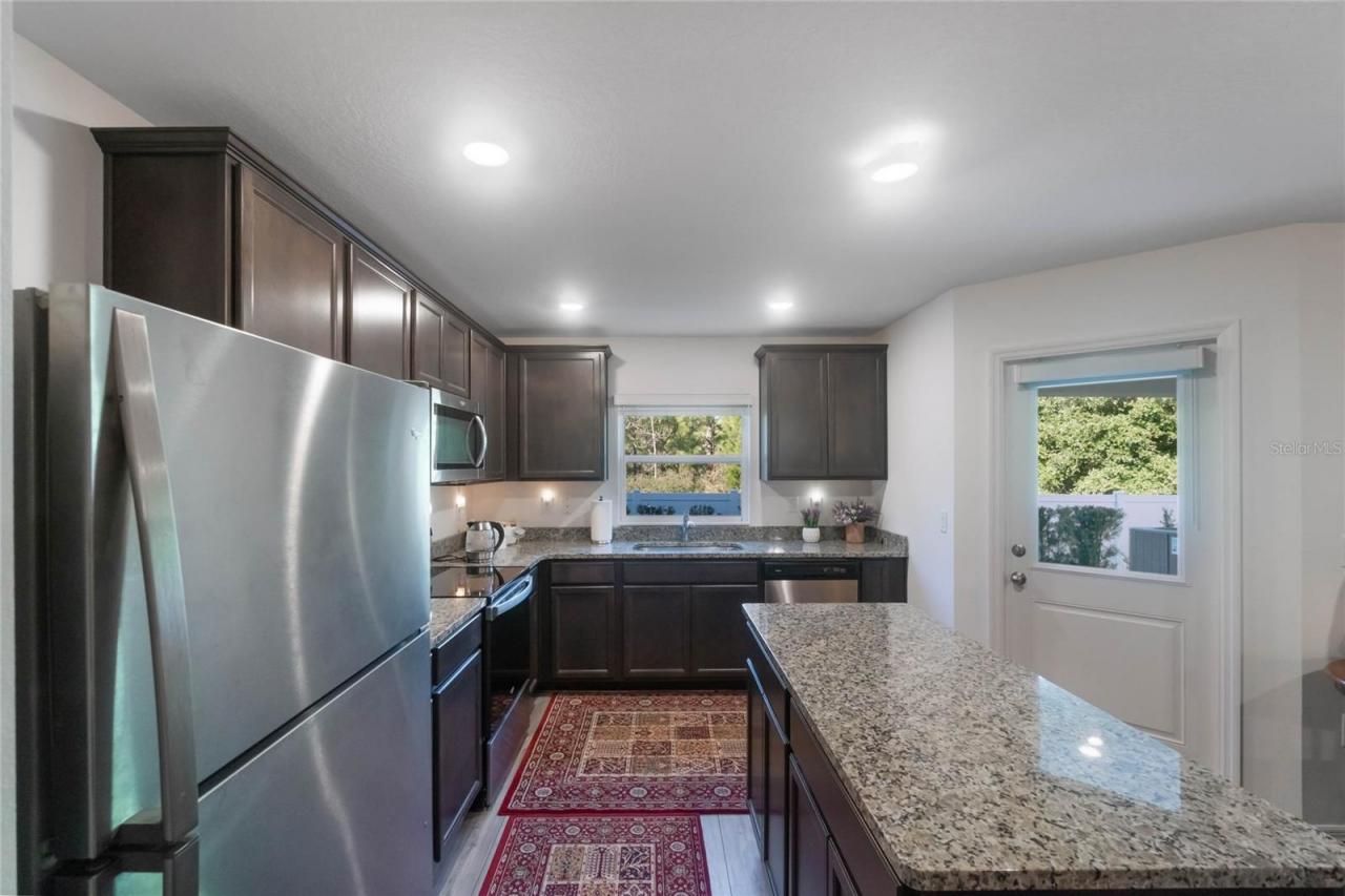 1592 Wynford Circle, Tavares, FL 32778 Photo
