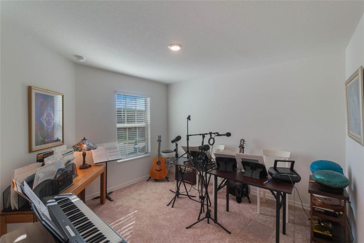 1592 Wynford Circle, Tavares, FL 32778 Photo