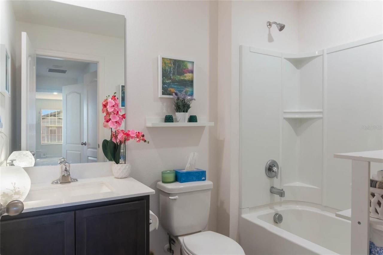 1592 Wynford Circle, Tavares, FL 32778 Photo