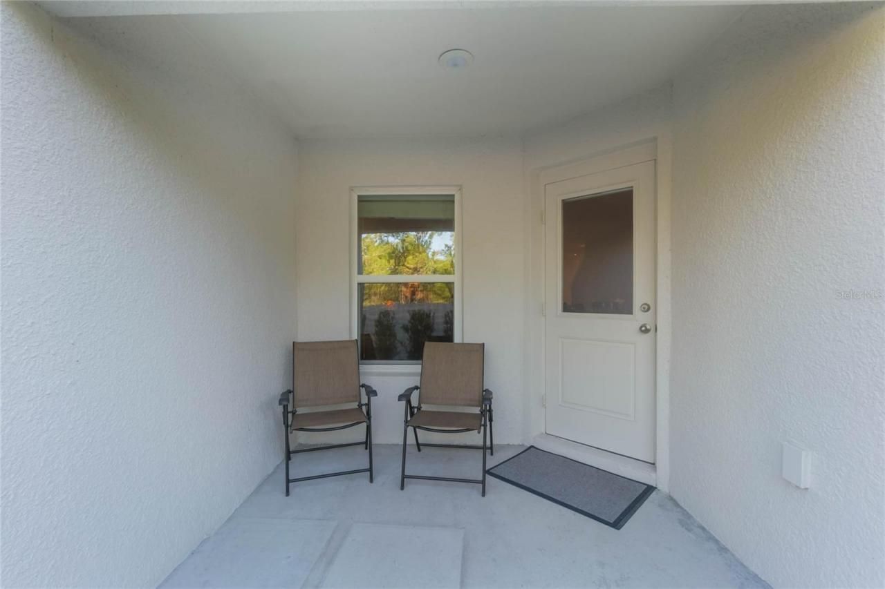 1592 Wynford Circle, Tavares, FL 32778 Photo