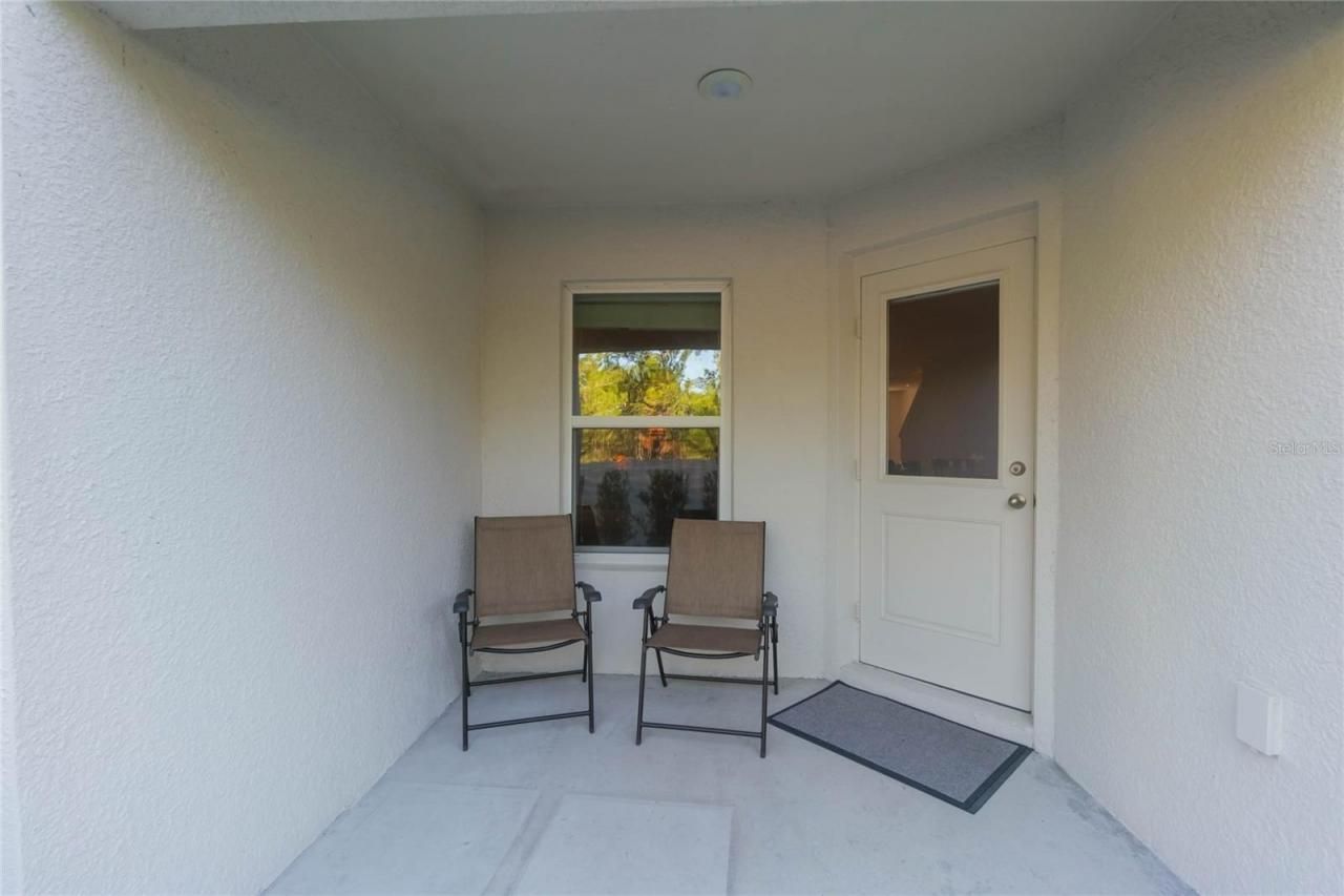 1592 Wynford Circle, Tavares, FL 32778 Photo