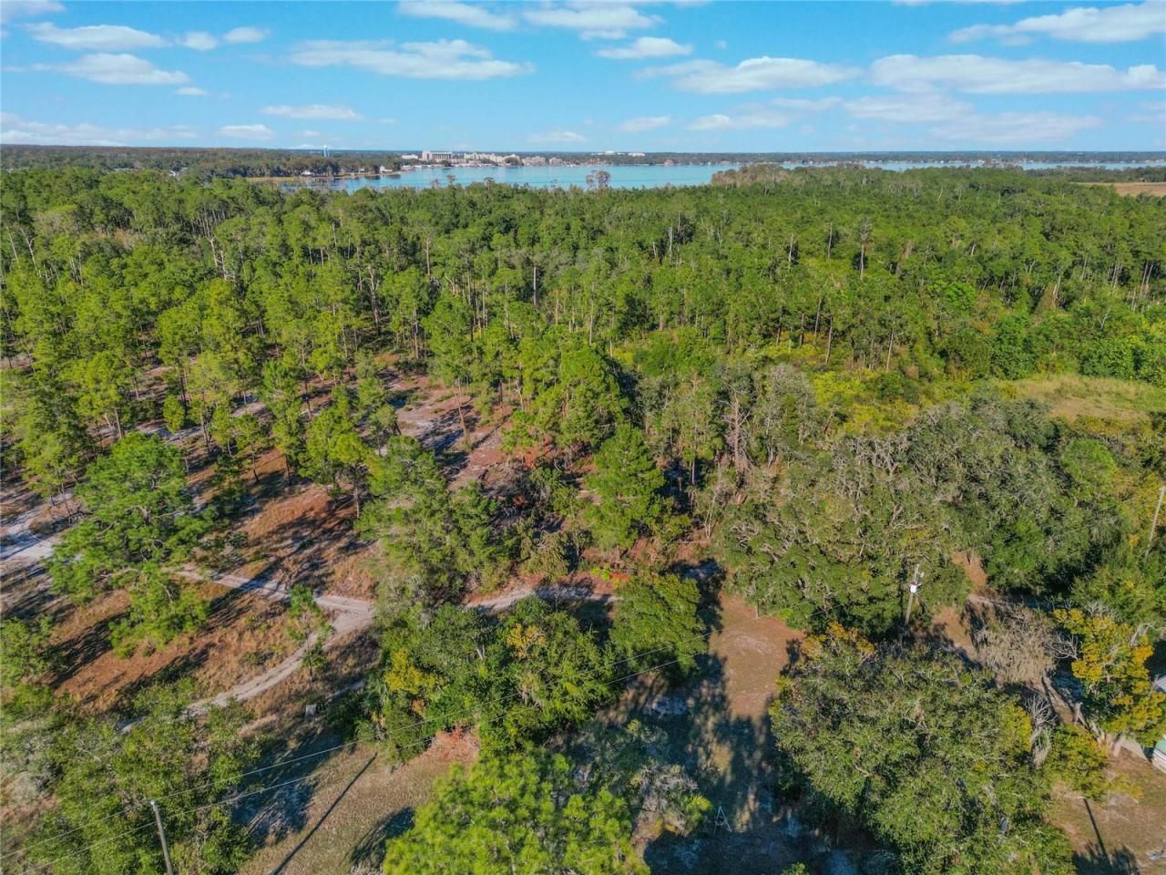 1592 Wynford Circle, Tavares, FL 32778 Photo