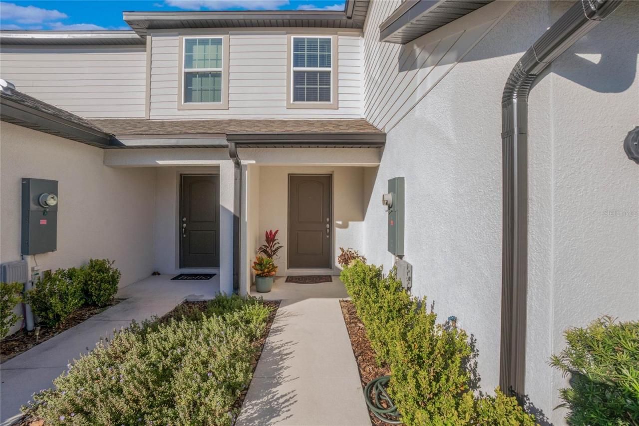 1592 Wynford Circle, Tavares, FL 32778 Photo
