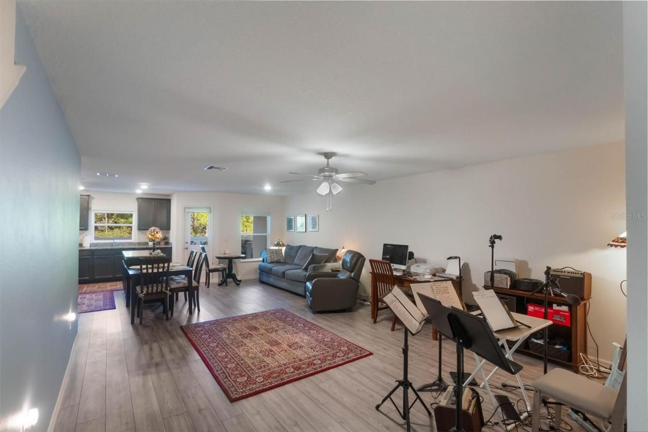 1592 Wynford Circle, Tavares, FL 32778 Photo