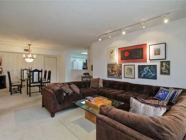 3400 NE 192nd St, Unit 307, Aventura, FL 33180