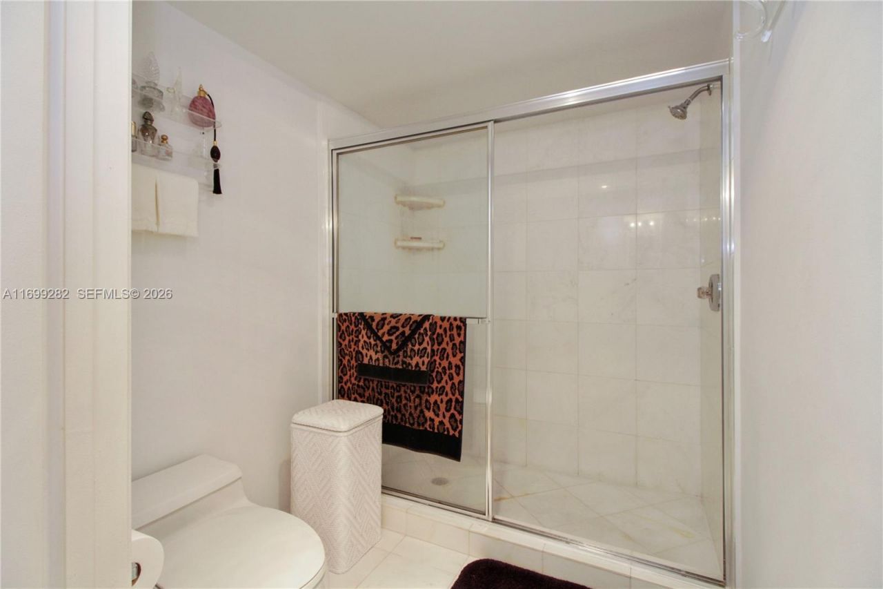 3400 NE 192nd St, Unit 307, Aventura, FL 33180 Photo