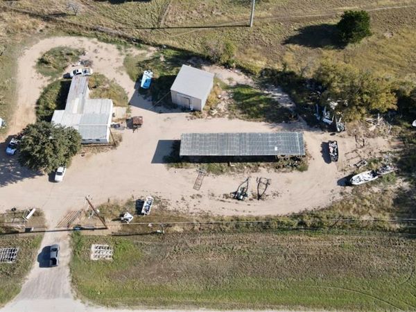 952 State Highway 22, Whitney, TX 76692