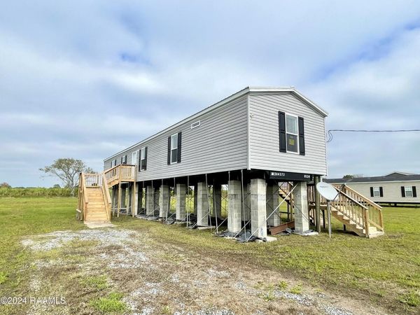 2612 Claude Leblanc Road, New Iberia, LA 70560