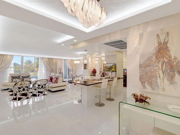 9801 W Collins Ave, Unit 5O/complet, Bal Harbour, FL 33154