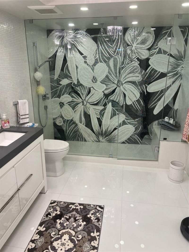 9801 W Collins Ave, Unit 5O/complet, Bal Harbour, FL 33154 Photo