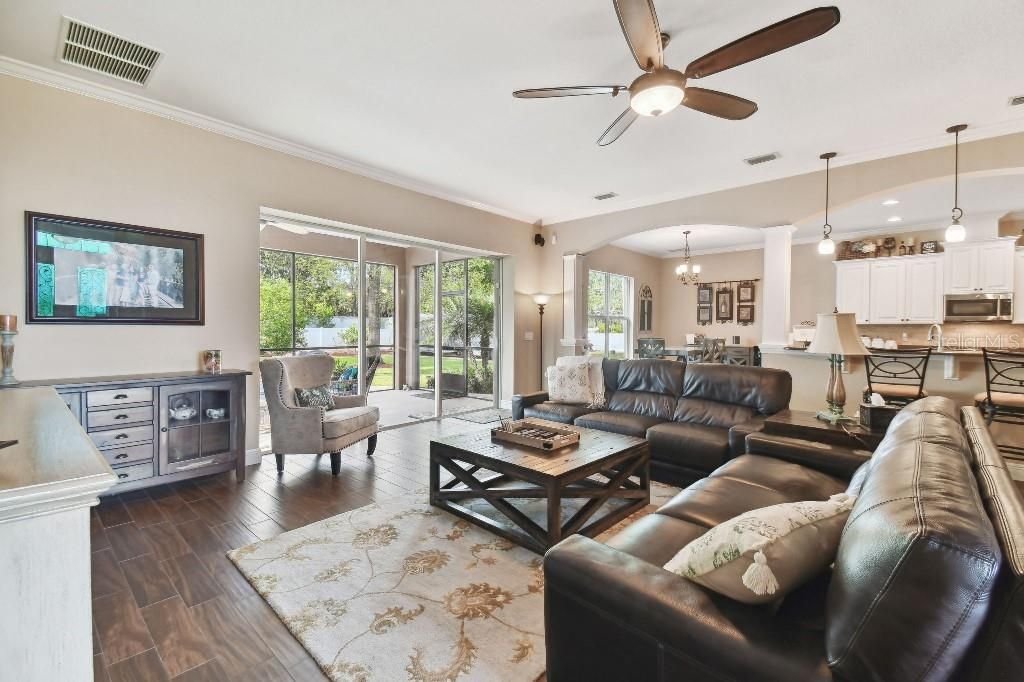 849 John Cressler Drive, Seffner, FL 33584 Photo