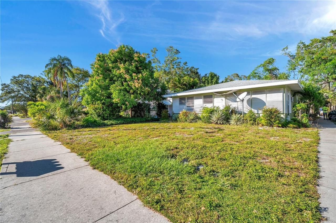 5115 28th Avenue S, Gulfport, FL 33707 Photo