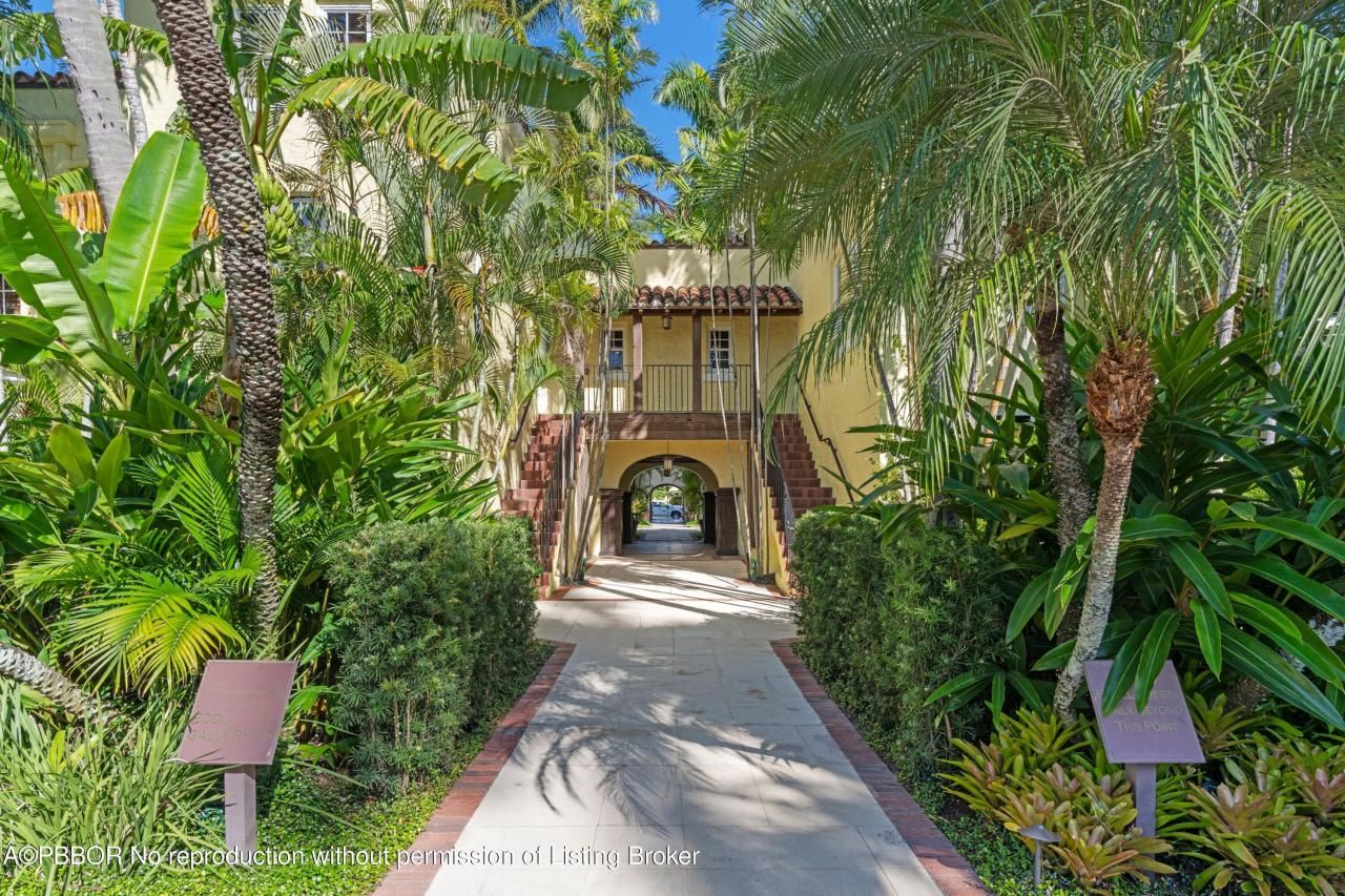 301 Australian Avenue, Unit 303, Palm Beach, FL 33480 Photo